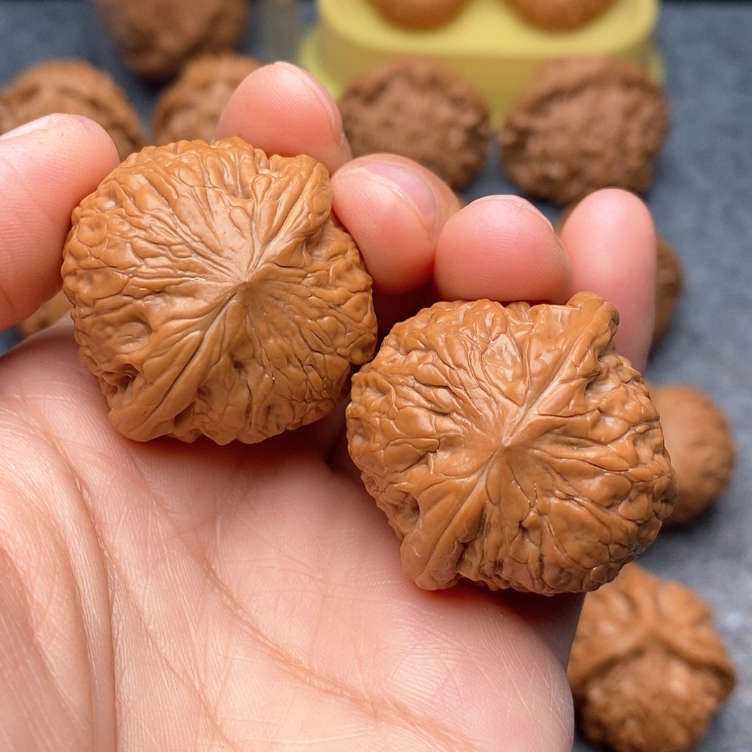 文玩核桃把件铁锤妹妹36全品