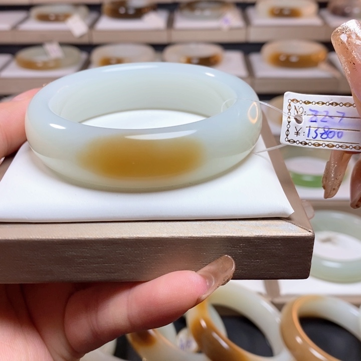 和田玉糖玉5960未镶嵌