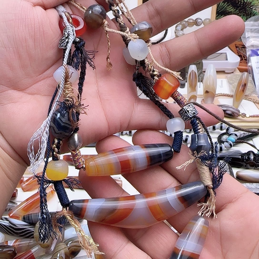 玛瑙/玉髓颈饰未镶嵌