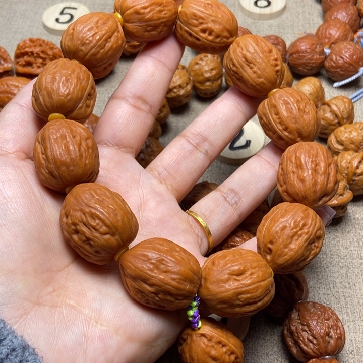 文玩核桃吊坠子弹头手持