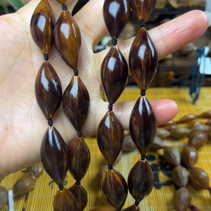 橄榄核手串/手链紫核脖挂1.5左右
