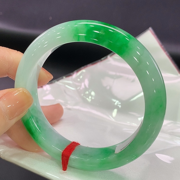 翡翠未镶嵌手镯正圈57-58