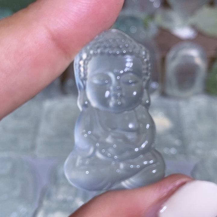 未镶嵌岫玉颈饰吊坠