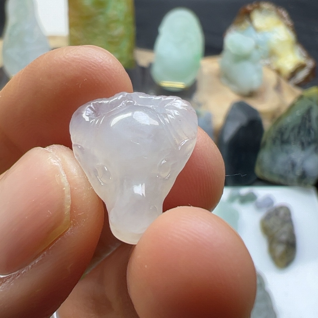 翡翠颈饰未镶嵌缅甸翡翠A货吊坠