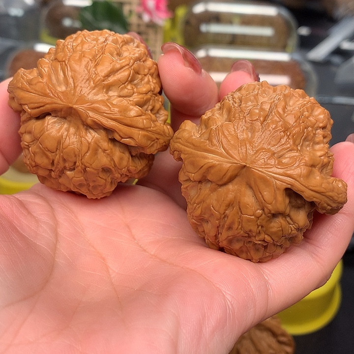 文玩核桃吊坠爱***人49龙鼎