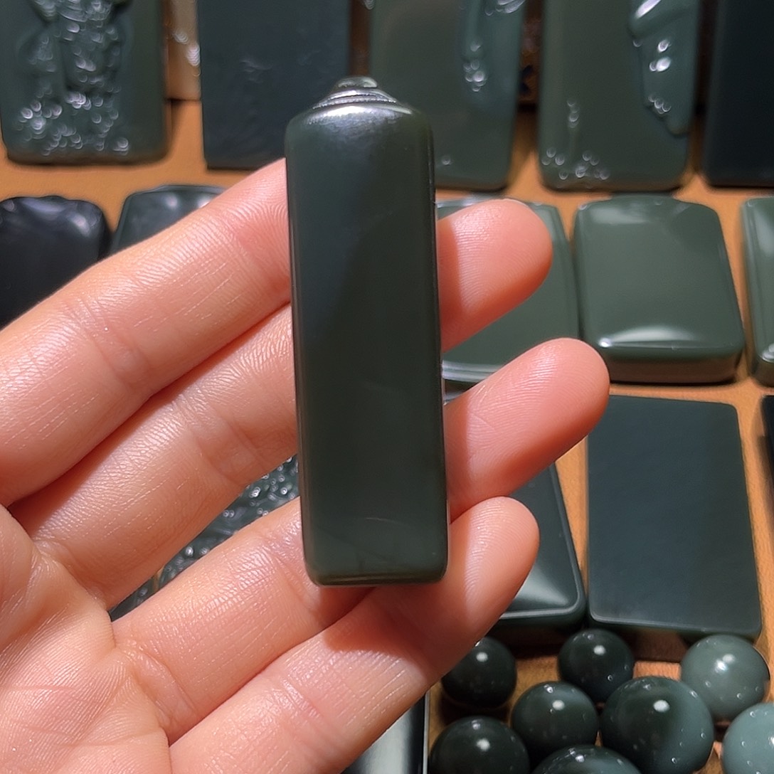 和田玉（青玉）未镶嵌颈饰