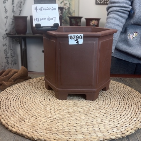 紫砂花盆紫泥精工奎面大六方0790