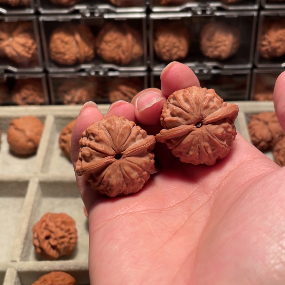 心***和把件文玩核桃石门元宝