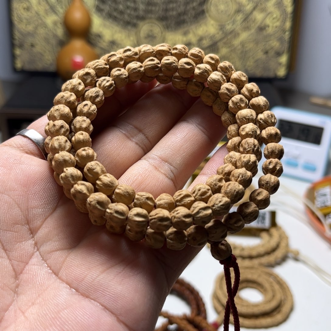 柏香籽/百香籽吊坠1**?圆桩鬼脸7+