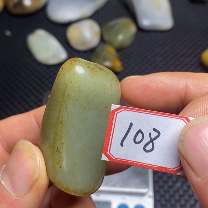 未镶嵌和田玉把件108