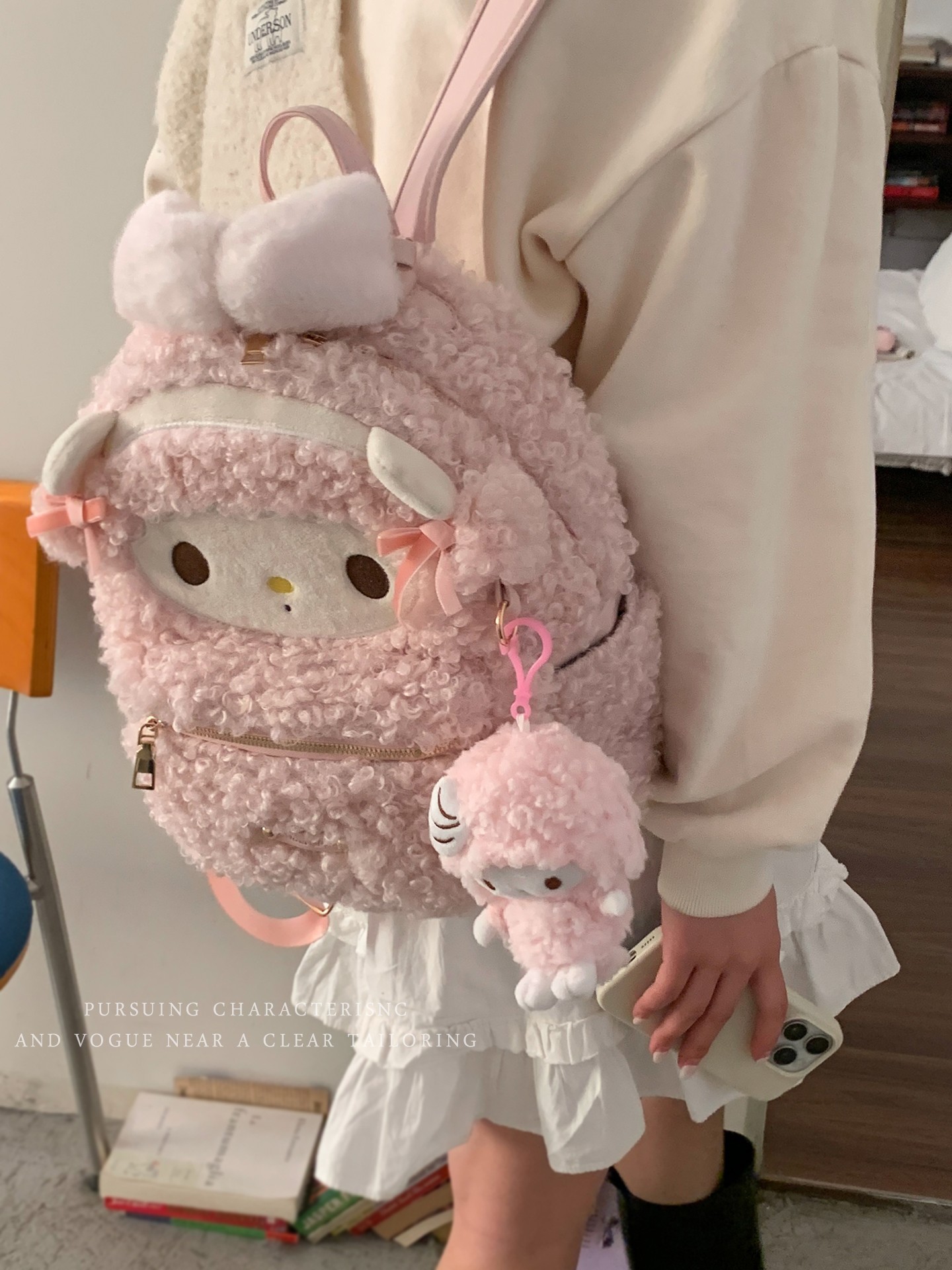 可爱毛绒包包女款爆款2025新款冬季毛茸茸小背包出游逛街双肩包