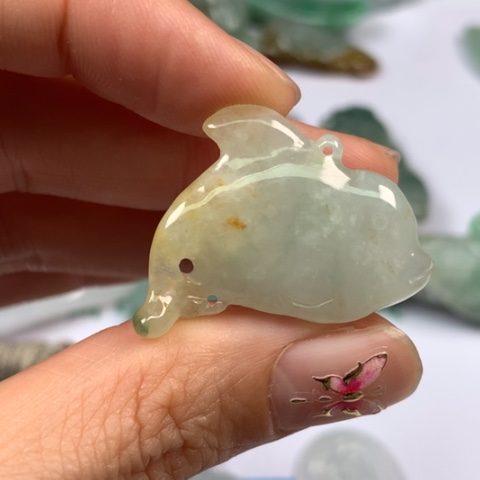 翡翠颈饰未镶嵌翡翠