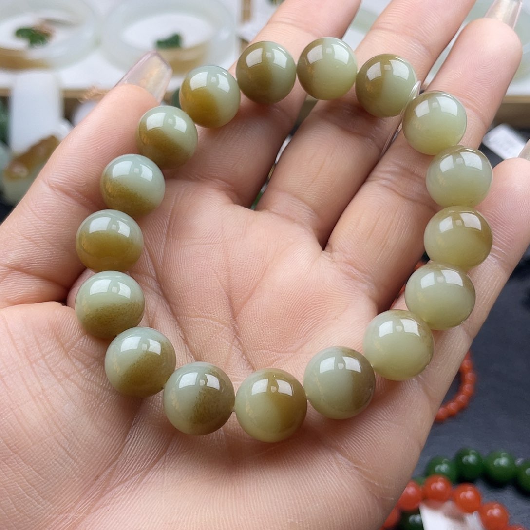 和田玉手串未镶嵌