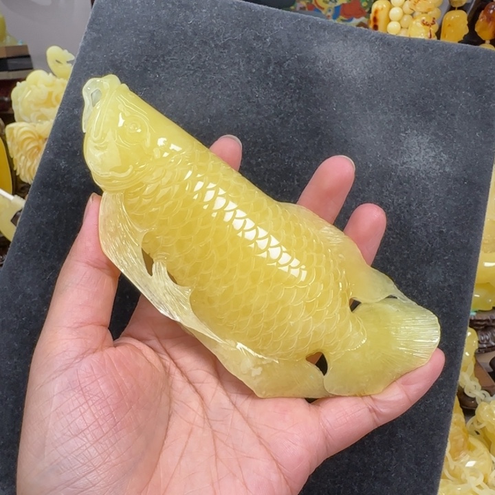 未镶嵌蜜蜡珠宝奇石