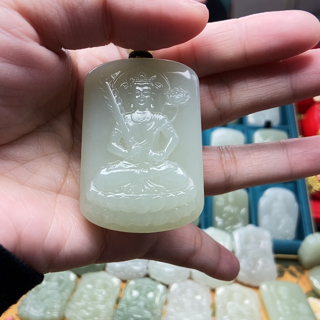 和田玉颈饰未镶嵌喜*，