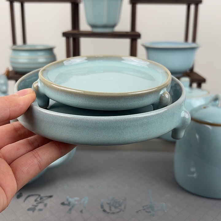 微瑕汝窑天青釉中号三足洗➕小号三足洗