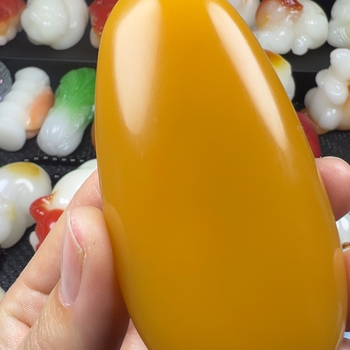 新疆戈壁五彩石金丝