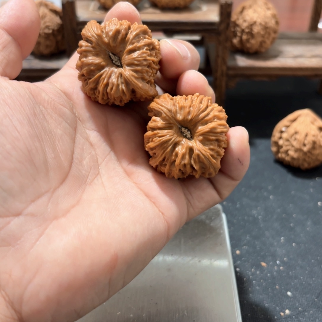 张***宇文玩核桃吊坠9888888888888888