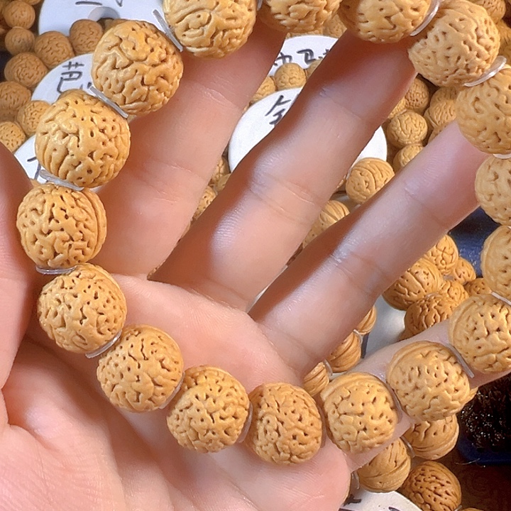 C***C手串桃核小肌肉金刚桃核手串