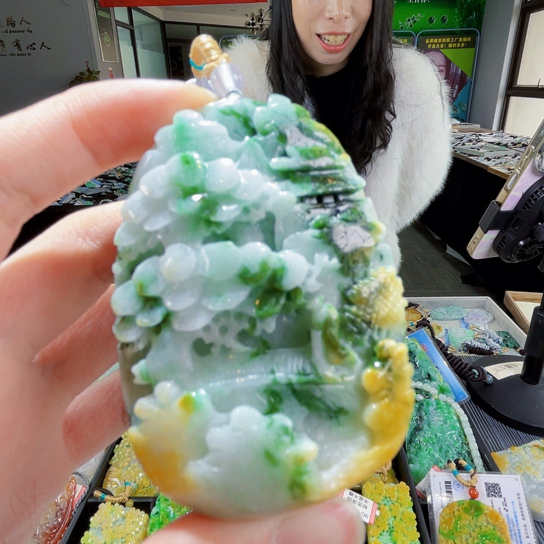 颈饰未镶嵌翡翠翡翠