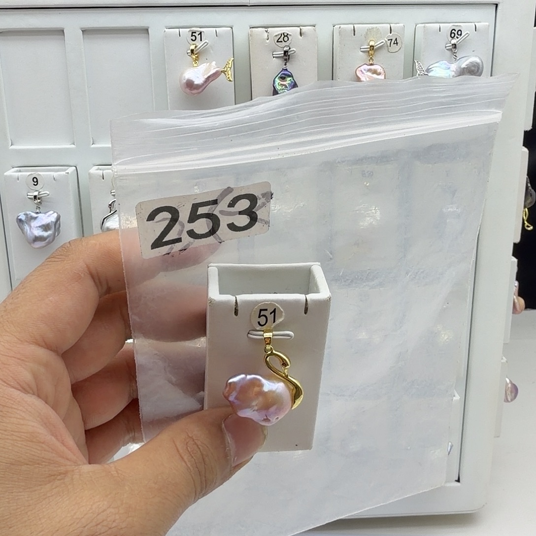 合金淡水珍珠颈饰