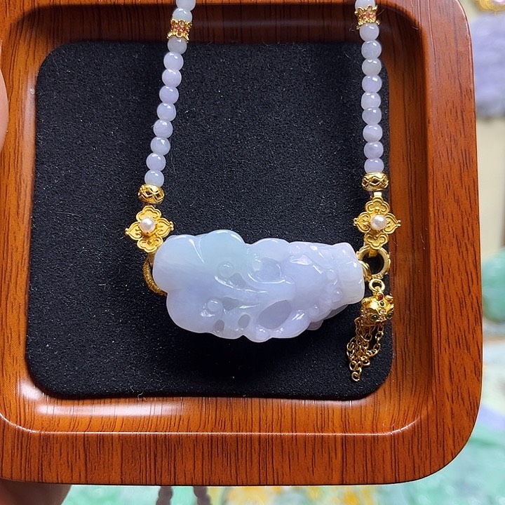 翡翠未镶嵌颈饰天然翡翠