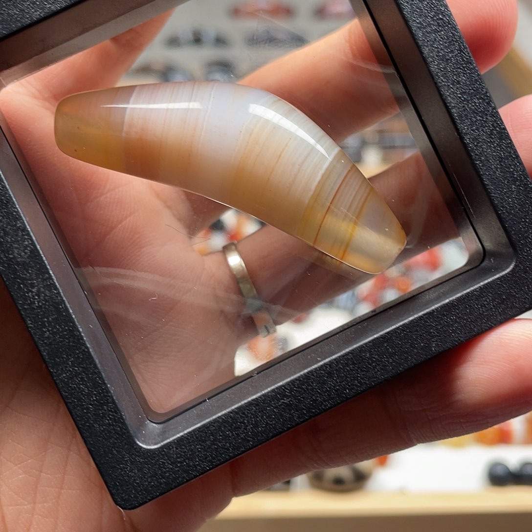 玛瑙/玉髓配饰未镶嵌山**秀