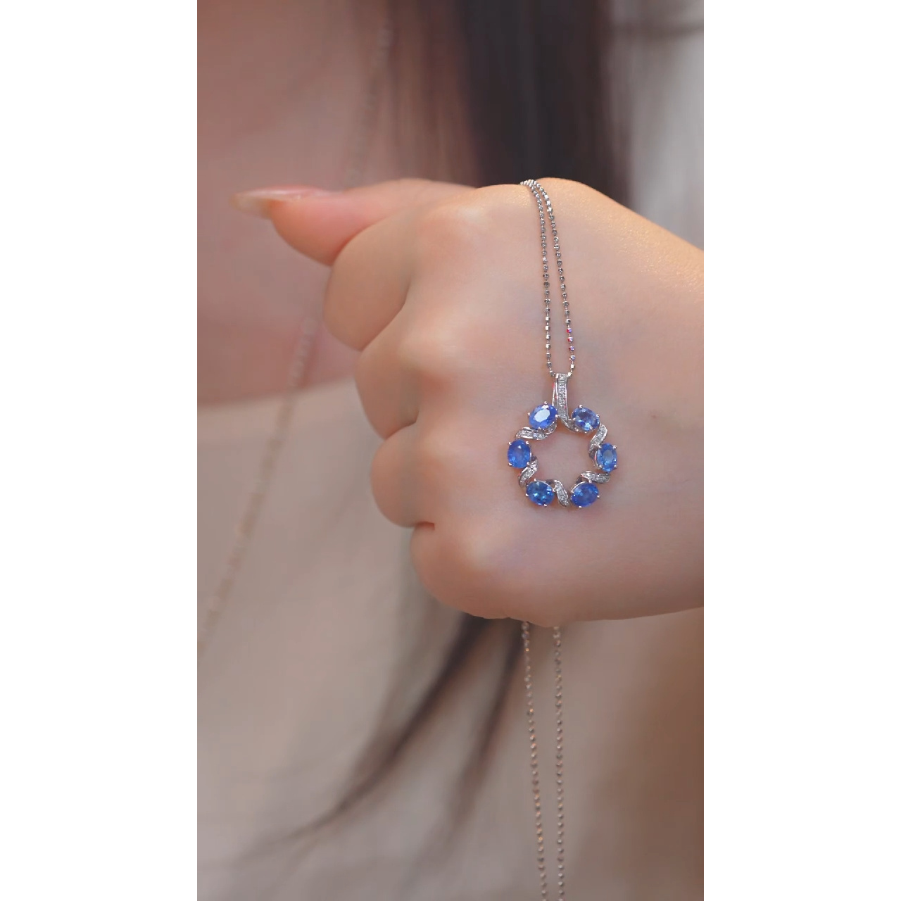 蓝宝石吊坠不含链18K金镶嵌（3.17ct）@@U7516