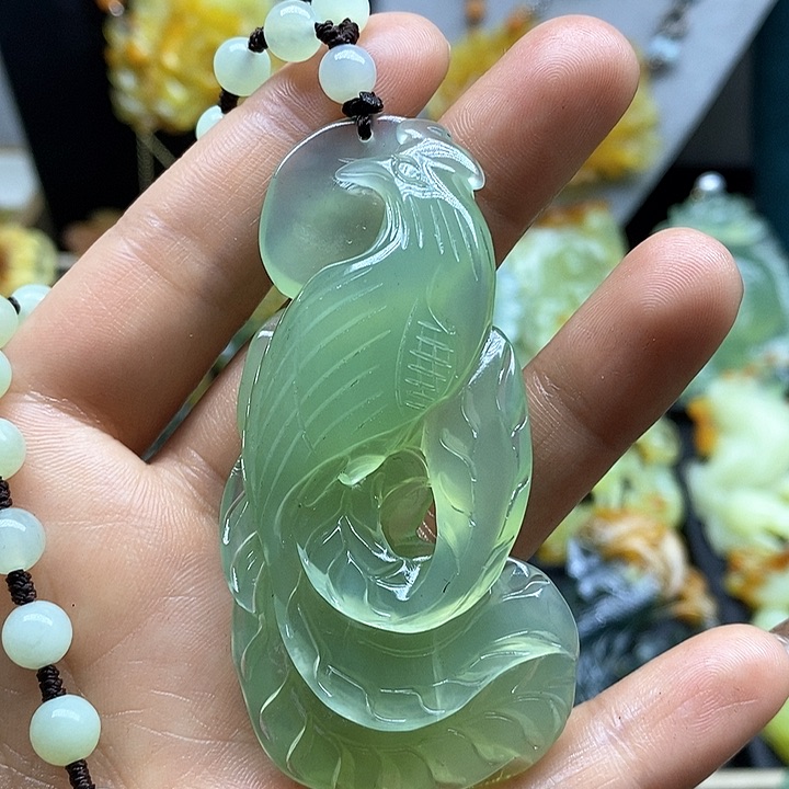 蛇纹石玉挂件未镶嵌