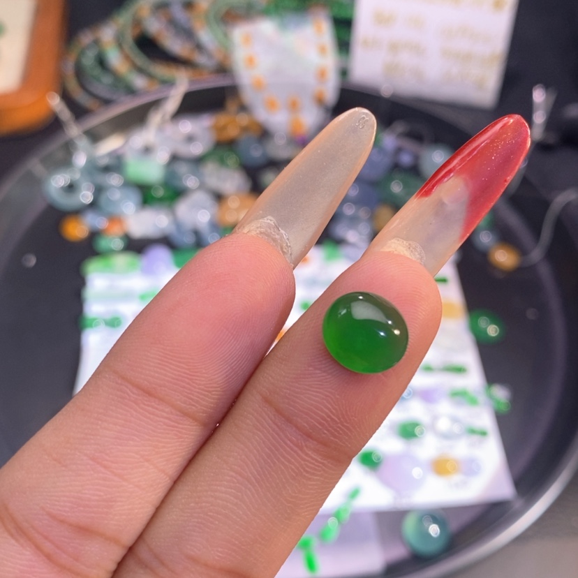 【闪购商品】翡翠挂件未镶嵌蛋