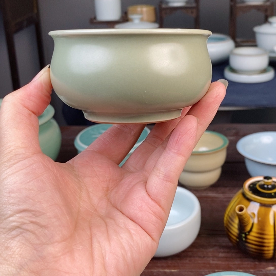 朱砂胎豆青炉式杯 不开片 