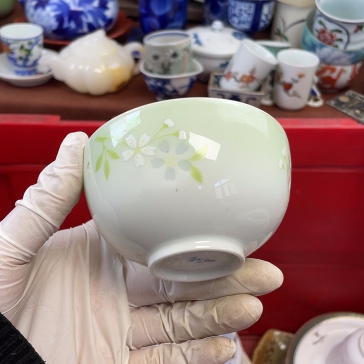 陶他家瓷器真美…开播了