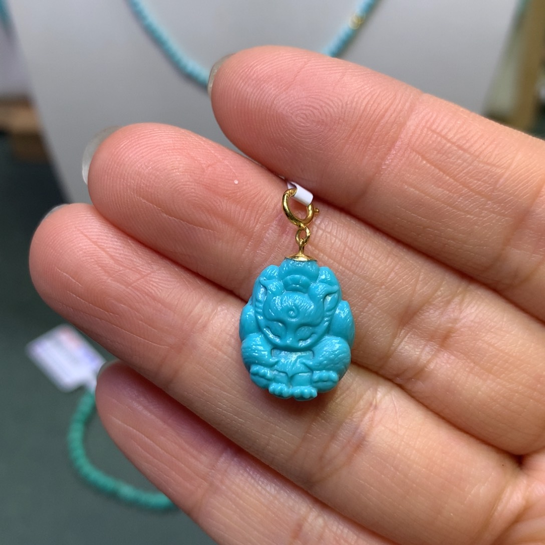 绿松石挂件18K金镶嵌