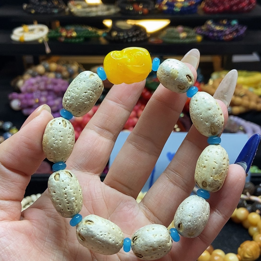 吊坠佛心果菩提果