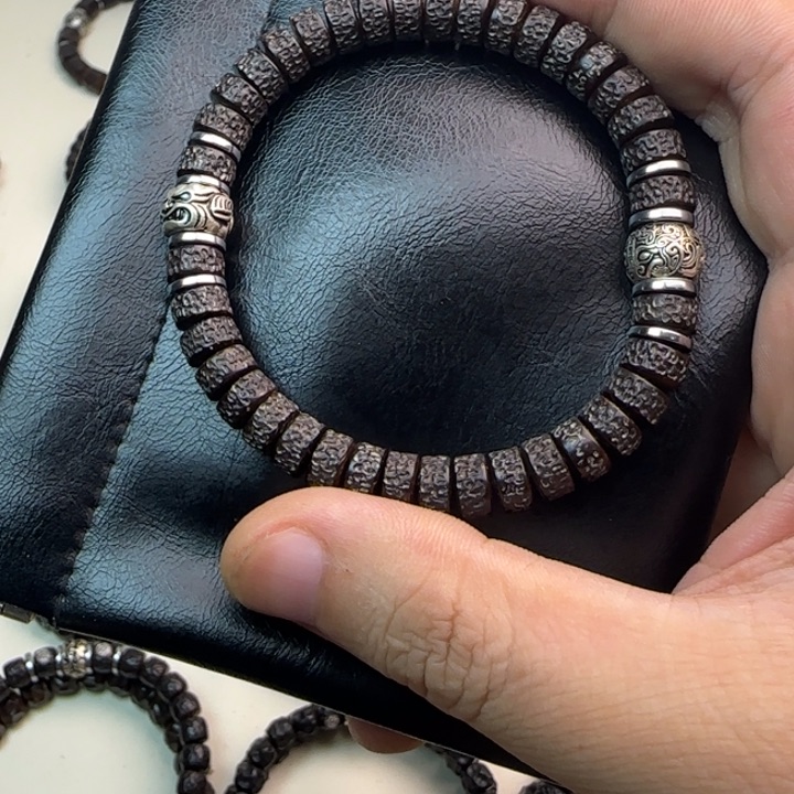 【闪购商品】椰蒂手串85耶噶双配饰