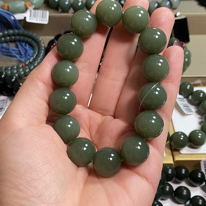 和田玉颈饰未镶嵌钉*户