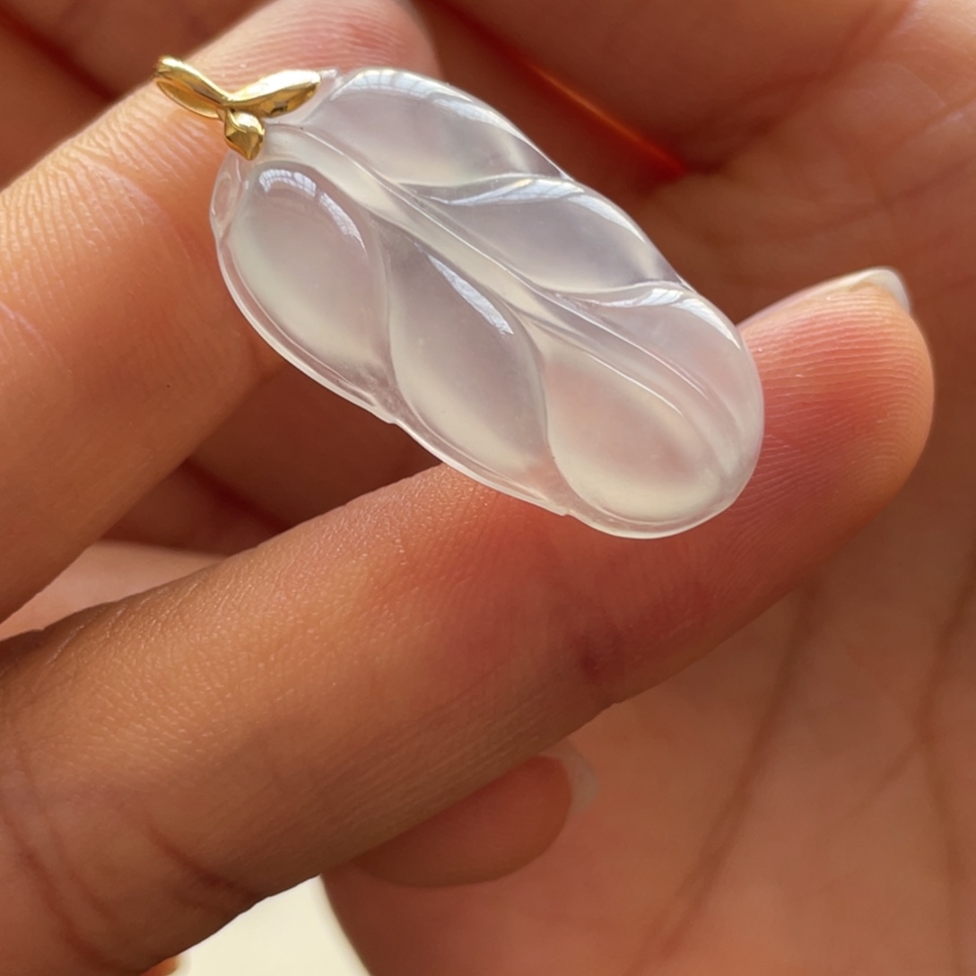 翡翠颈饰18K金镶嵌叶