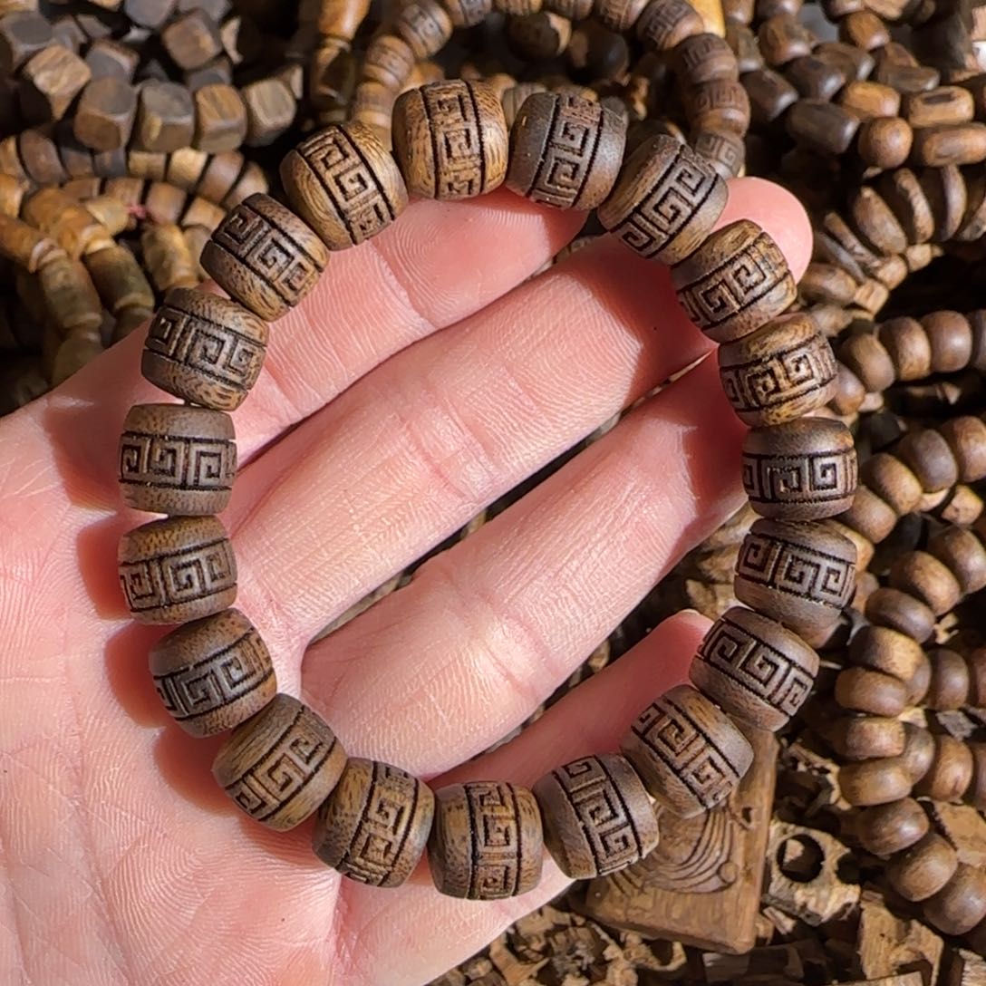 沉香碎屑沉香/棋楠回纹珠1.1高货