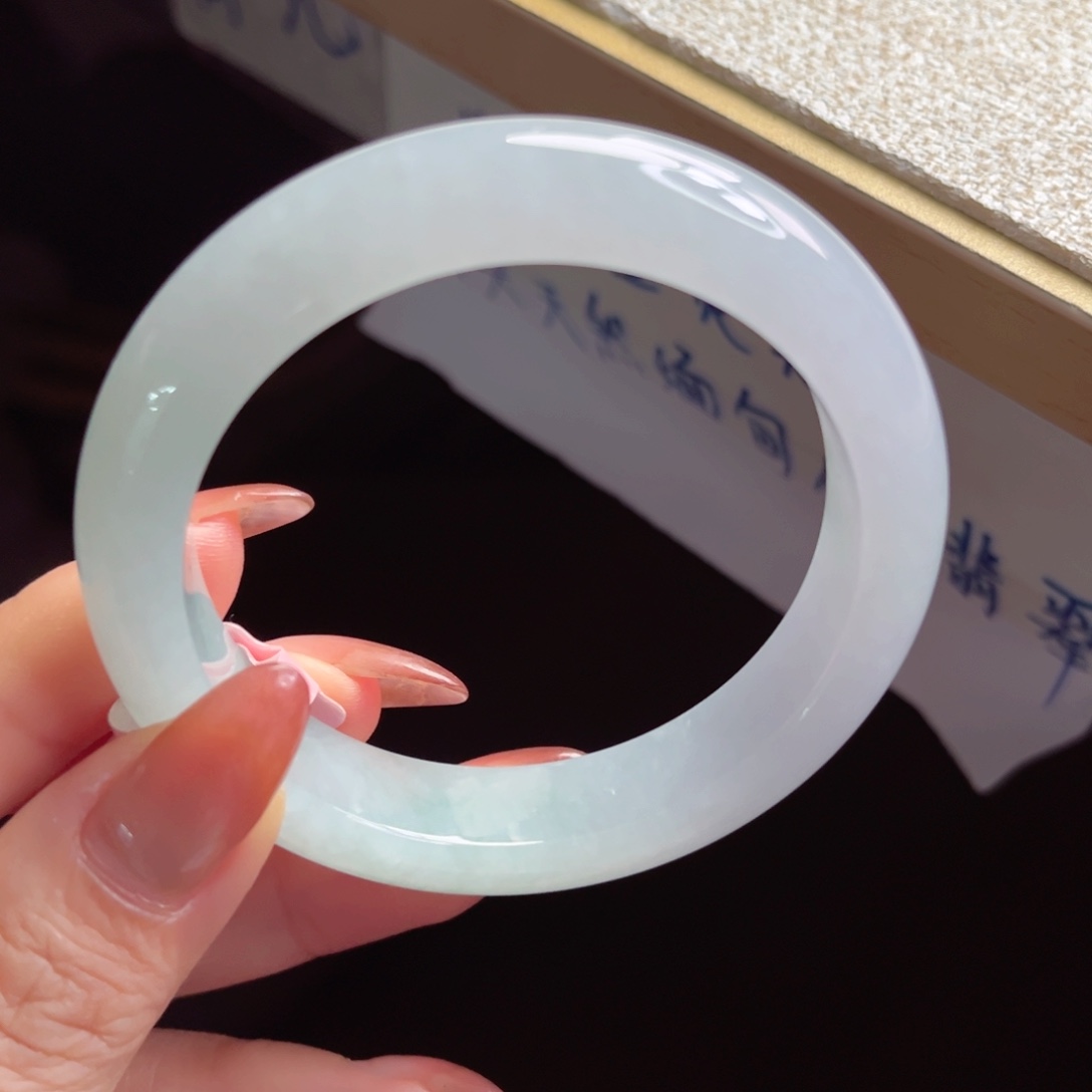 翡翠未镶嵌手镯手镯