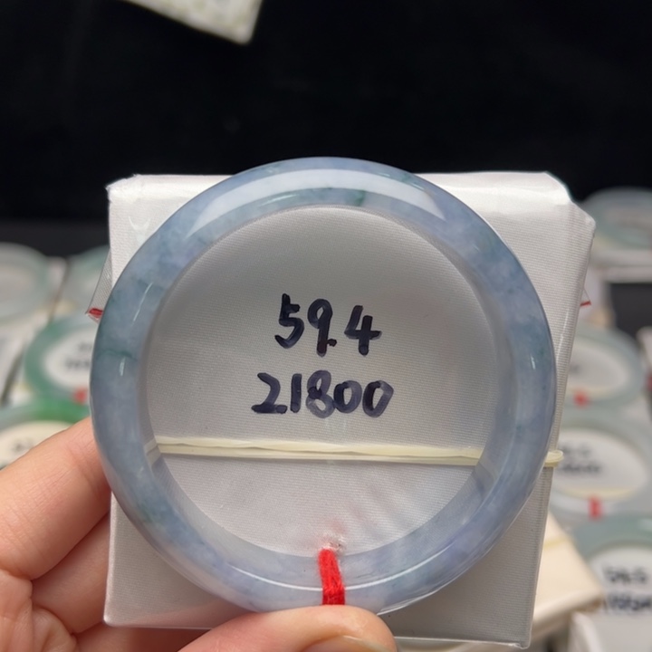 翡翠未镶嵌手镯A货