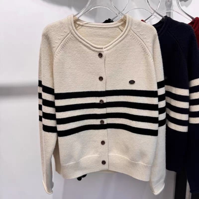 千禧丶爆款条纹圆领毛衣XL1186