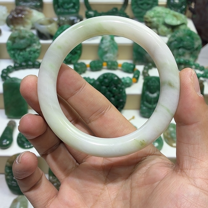 独山玉未镶嵌手镯58圈口