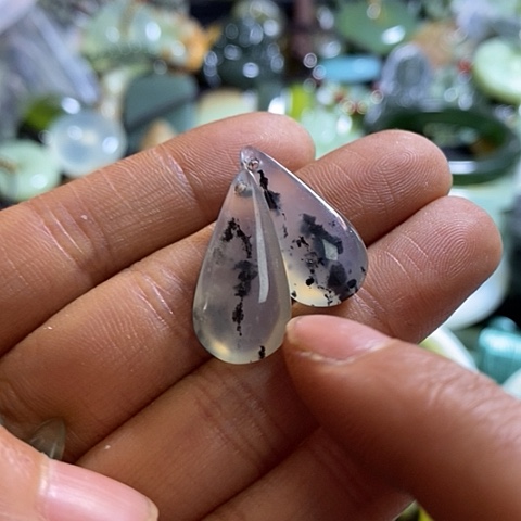 岫玉耳环未镶嵌一对