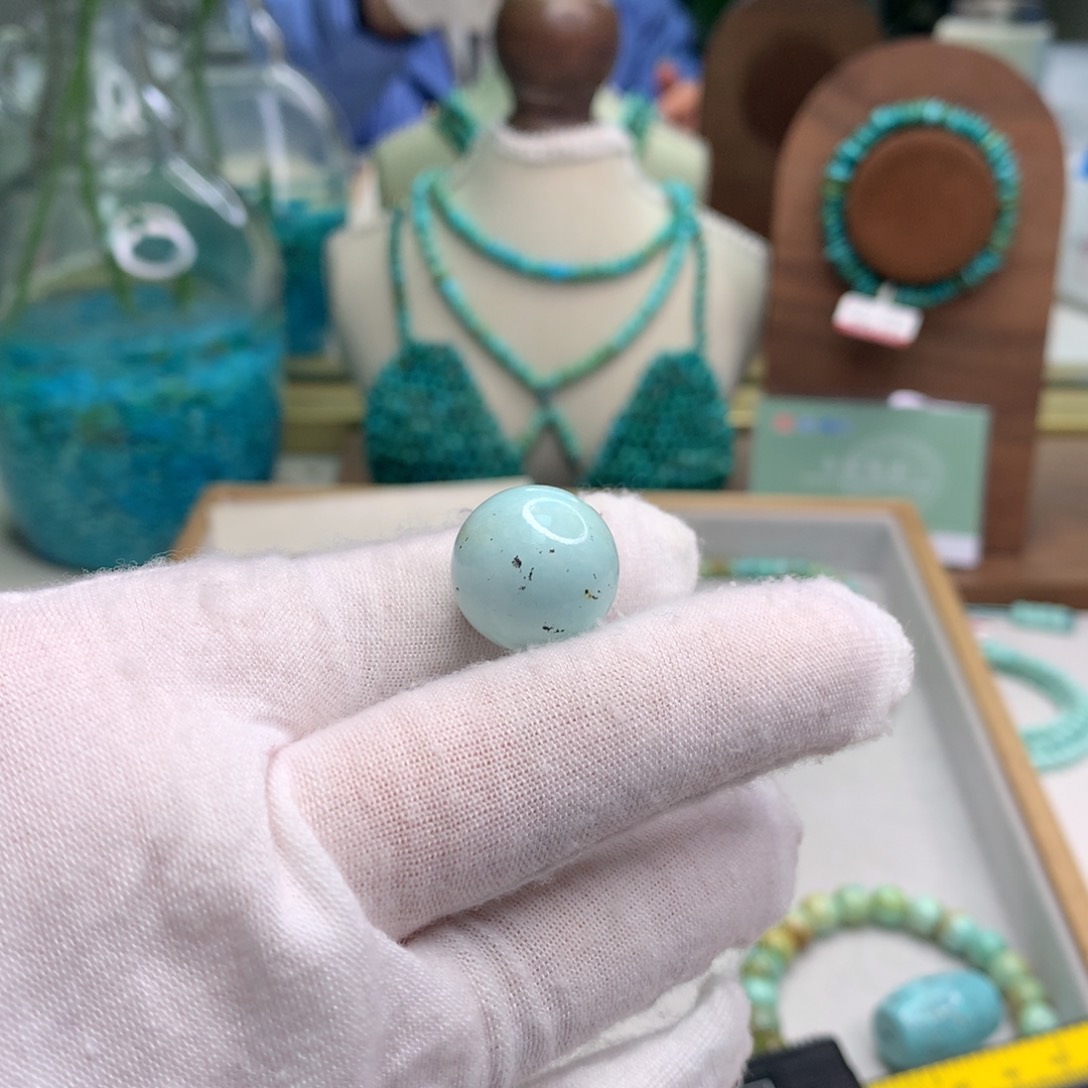 绿松石未镶嵌饰品