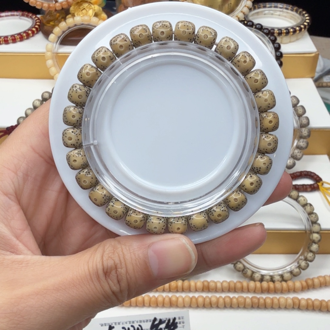 星月菩提手串石玉料眼睛留白针尖星单圈