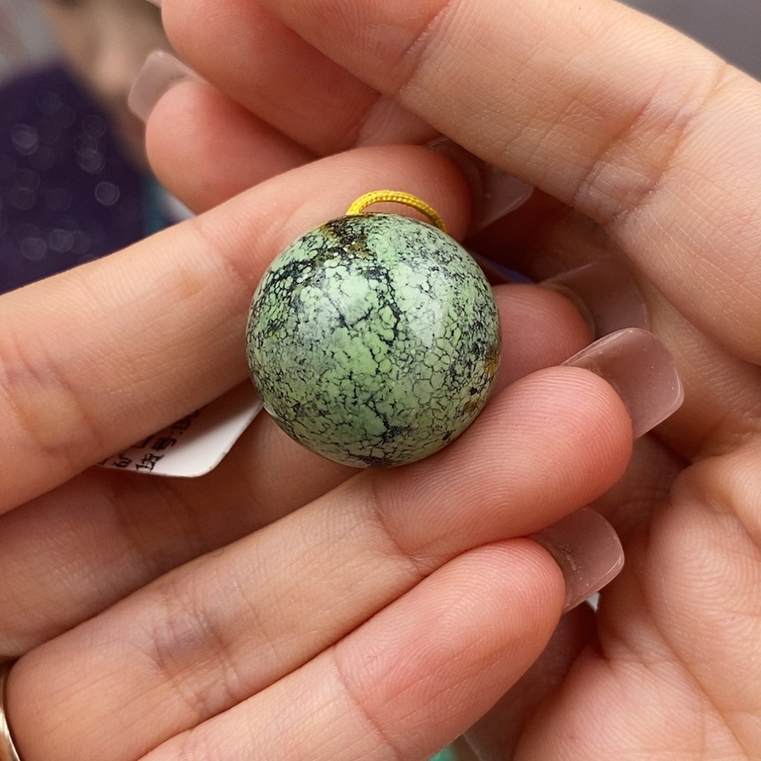 绿松石未镶嵌原矿