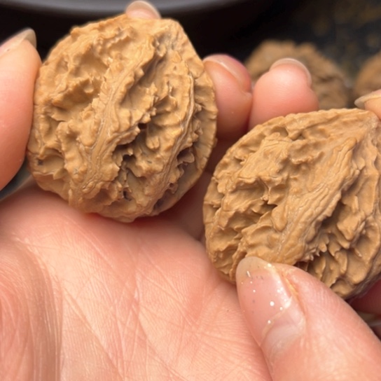 文玩核桃吊坠秦岭核桃2