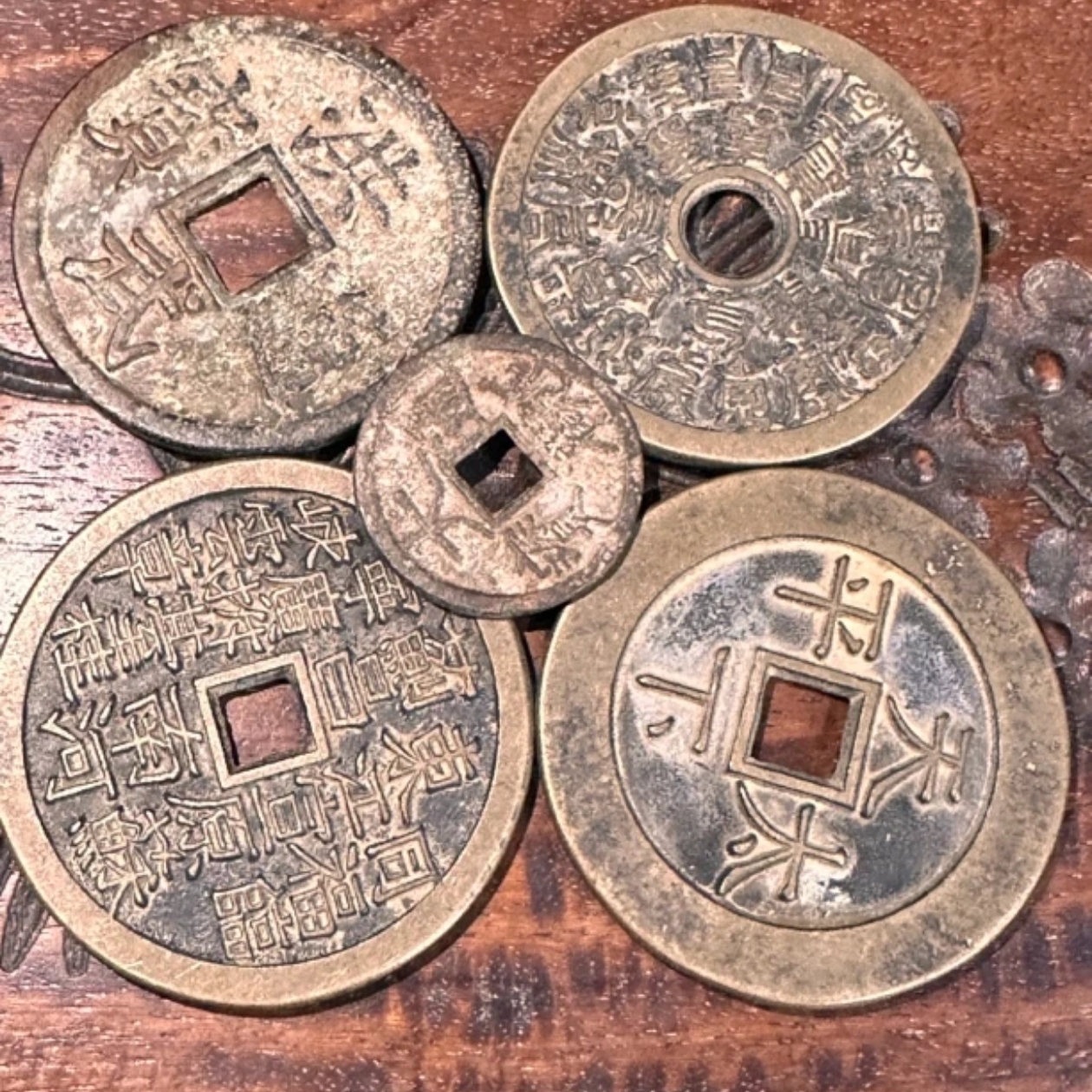 复古桌面摆件古风随机发一枚