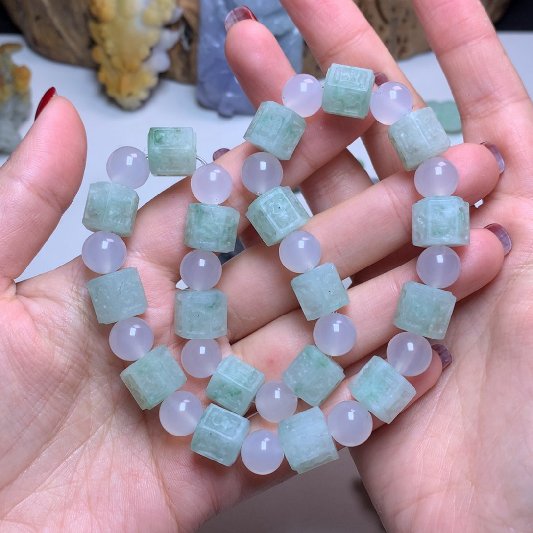 定制翡翠未镶嵌水**青翡翠