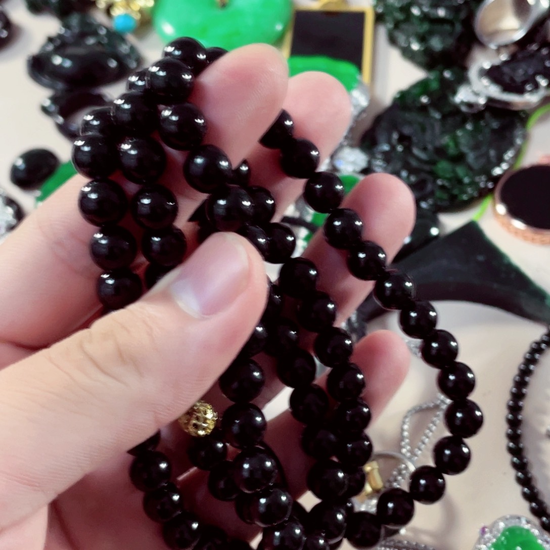翡翠未镶嵌颈饰翡翠8